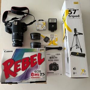 Canon Rebel T5 with accessories